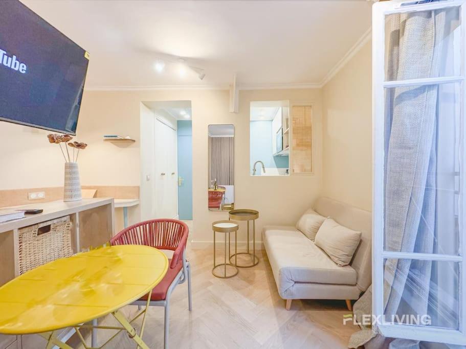 Luxury Studio In City Center Paris Exteriör bild